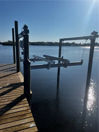 $999,999 | 9680 Riverview Drive, Micco, FL 32976