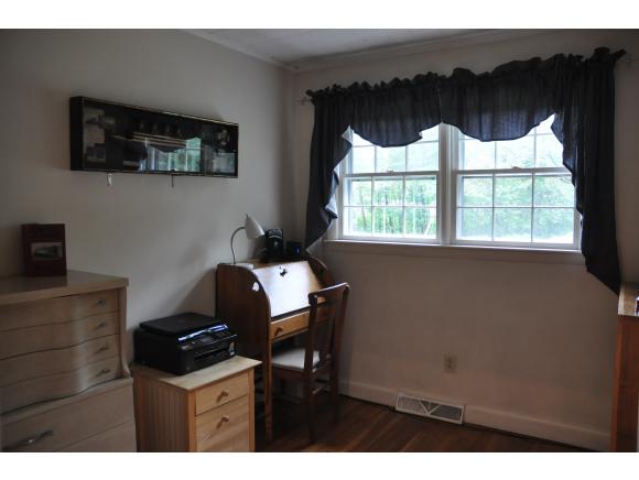 159 Whitehall Road Hooksett, NH 03106 - Photo 11 of 19