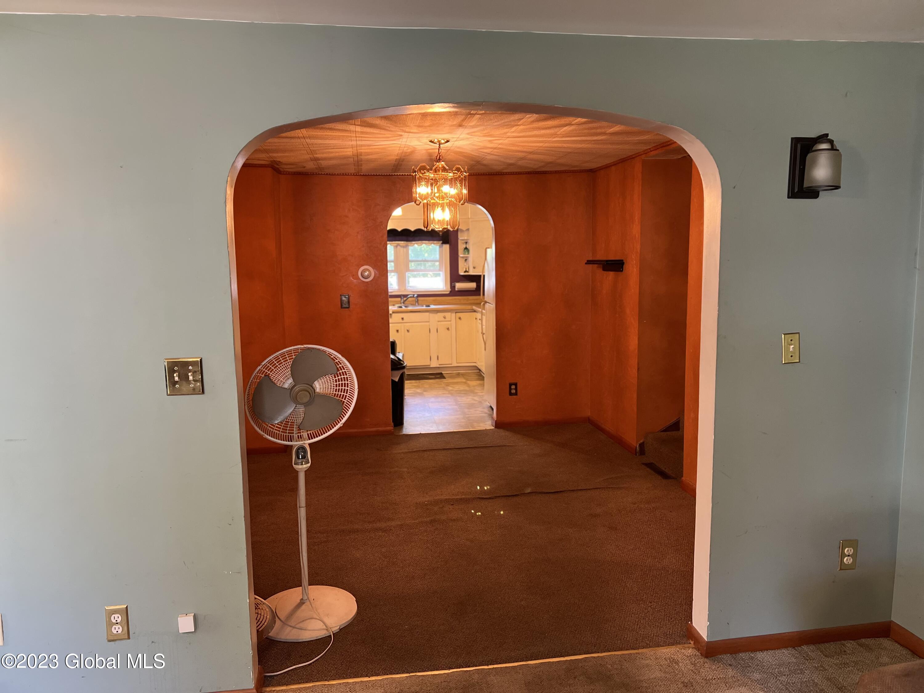 12 Poplar Street Rensselaer, NY 12144 - Photo 4 of 18 103BEA2B-666A-4F9C-89C3-E73EE4C5BC1B