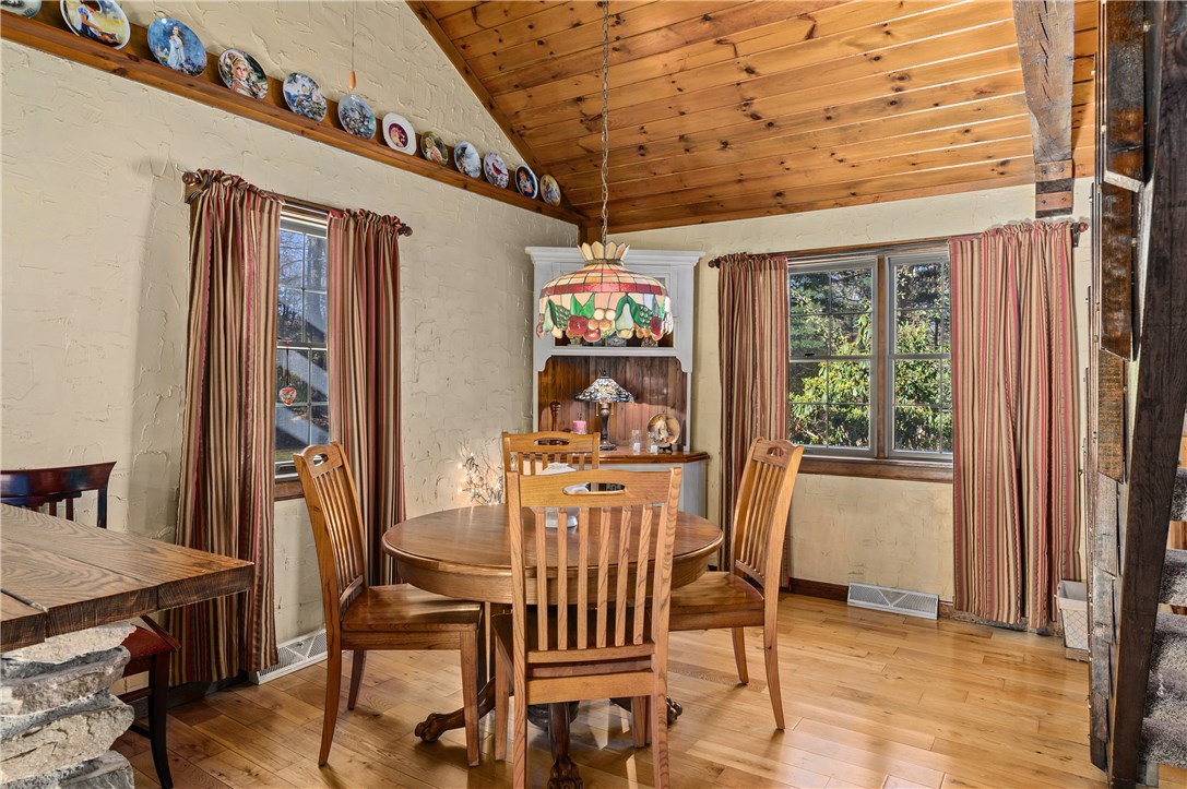 796 Pound Hill Road North Smithfield, RI 02896 - Photo 16 of 33 Gallery Image 16