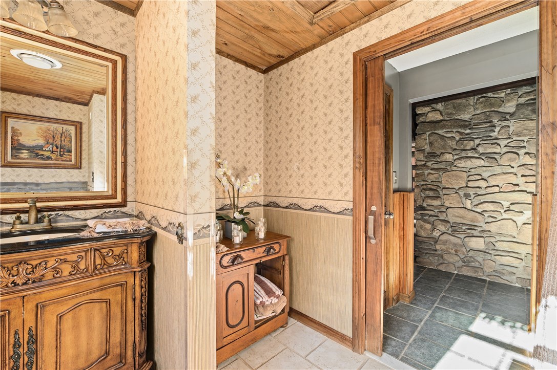 796 Pound Hill Road North Smithfield, RI 02896 - Photo 27 of 33 Gallery Image 27