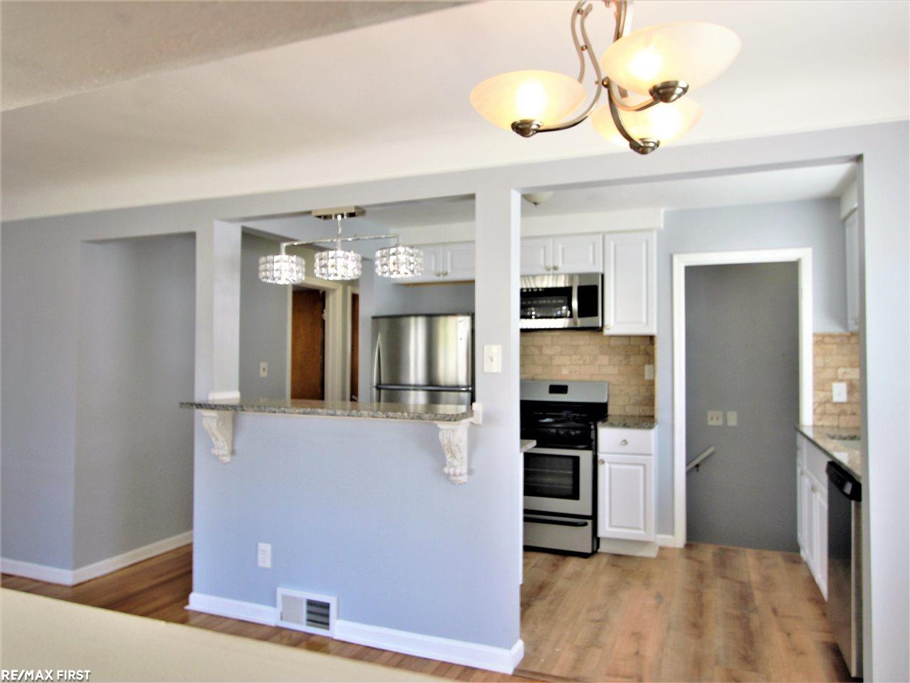 1661 Walnut Street Dearborn, MI 48124 - Photo 12 of 24