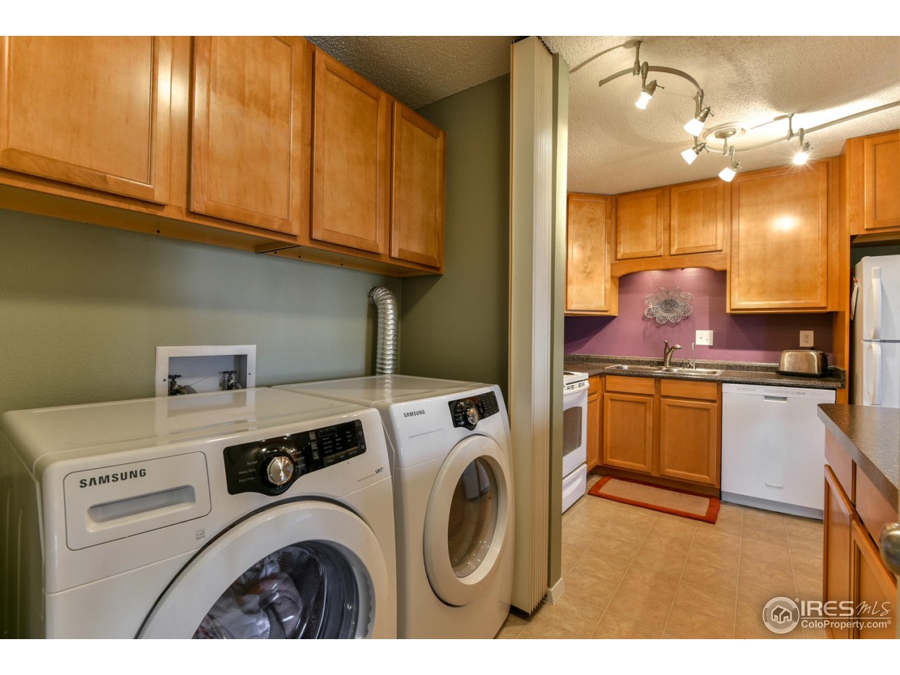 925 Columbia Road, Unit 632 Fort Collins, CO 80525 - Photo 16 of 20 Laundry Area