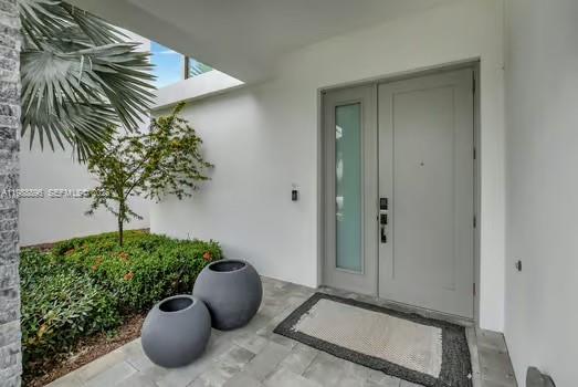 8514 Apple Falls Lane Boca Raton, FL 33496 - Photo 2 of 65