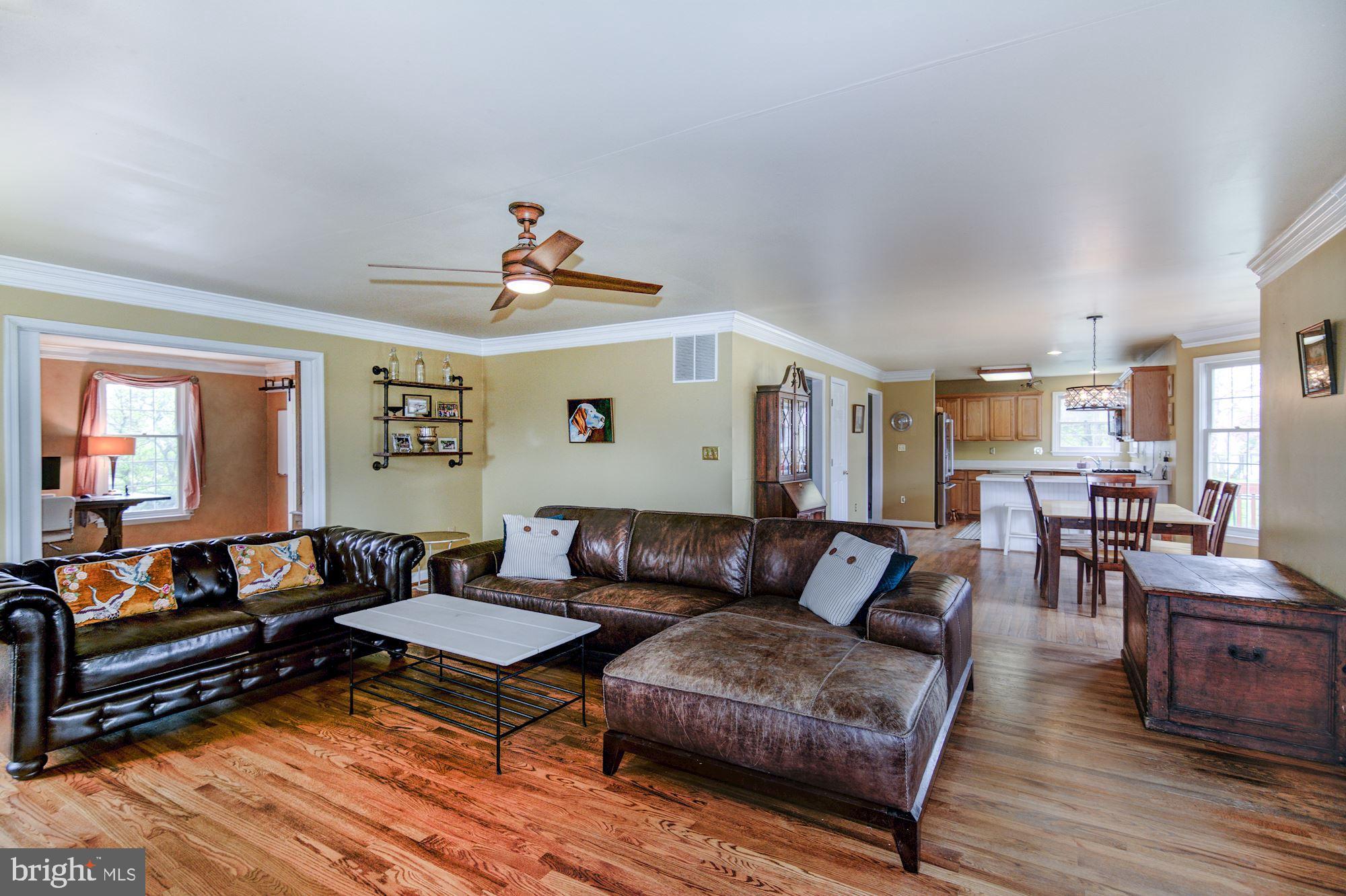 38048 Forest Mills Road Leesburg, VA 20175 - Photo 11 of 44 Great Room, Breakfast Room and Kitchen.