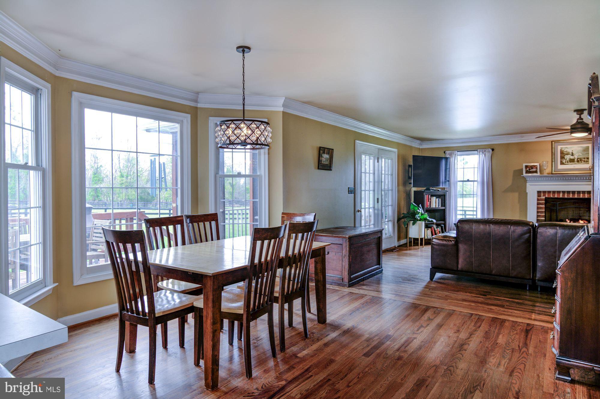38048 Forest Mills Road Leesburg, VA 20175 - Photo 12 of 44 Breakfast Room