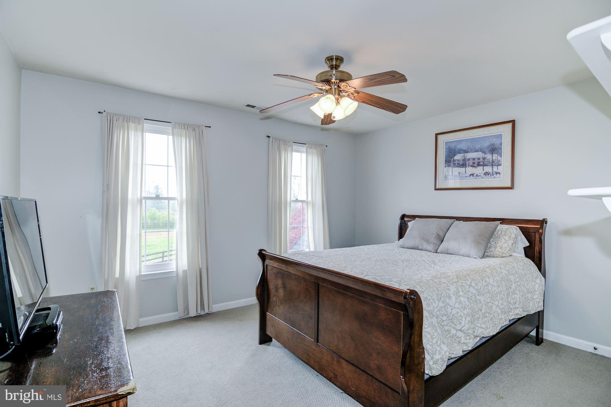 38048 Forest Mills Road Leesburg, VA 20175 - Photo 23 of 44 Bedroom 2