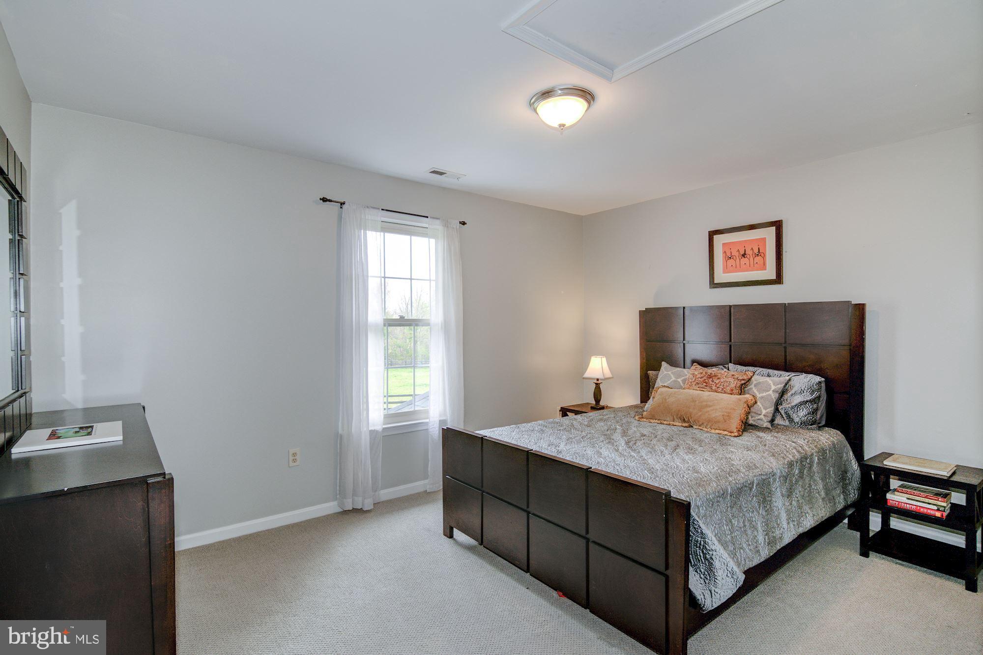 38048 Forest Mills Road Leesburg, VA 20175 - Photo 24 of 44 Bedroom 3