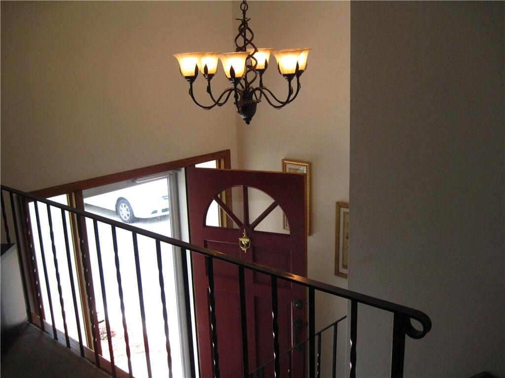620 Filmore Road Pittsburgh, PA 15221 - Photo 8 of 25