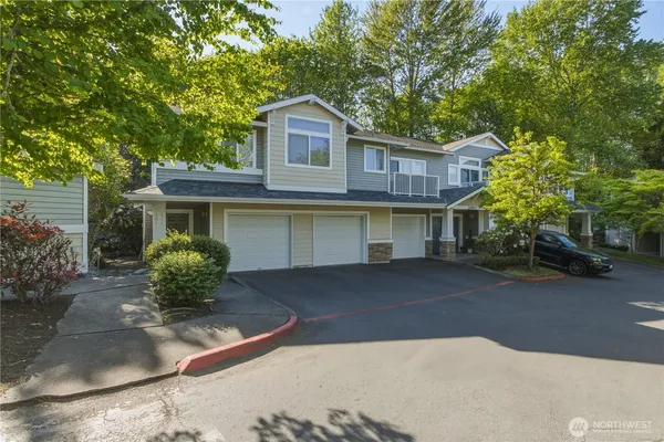 $320,000 | 21917 42nd Avenue South, Unit 101, Kent, WA 98032