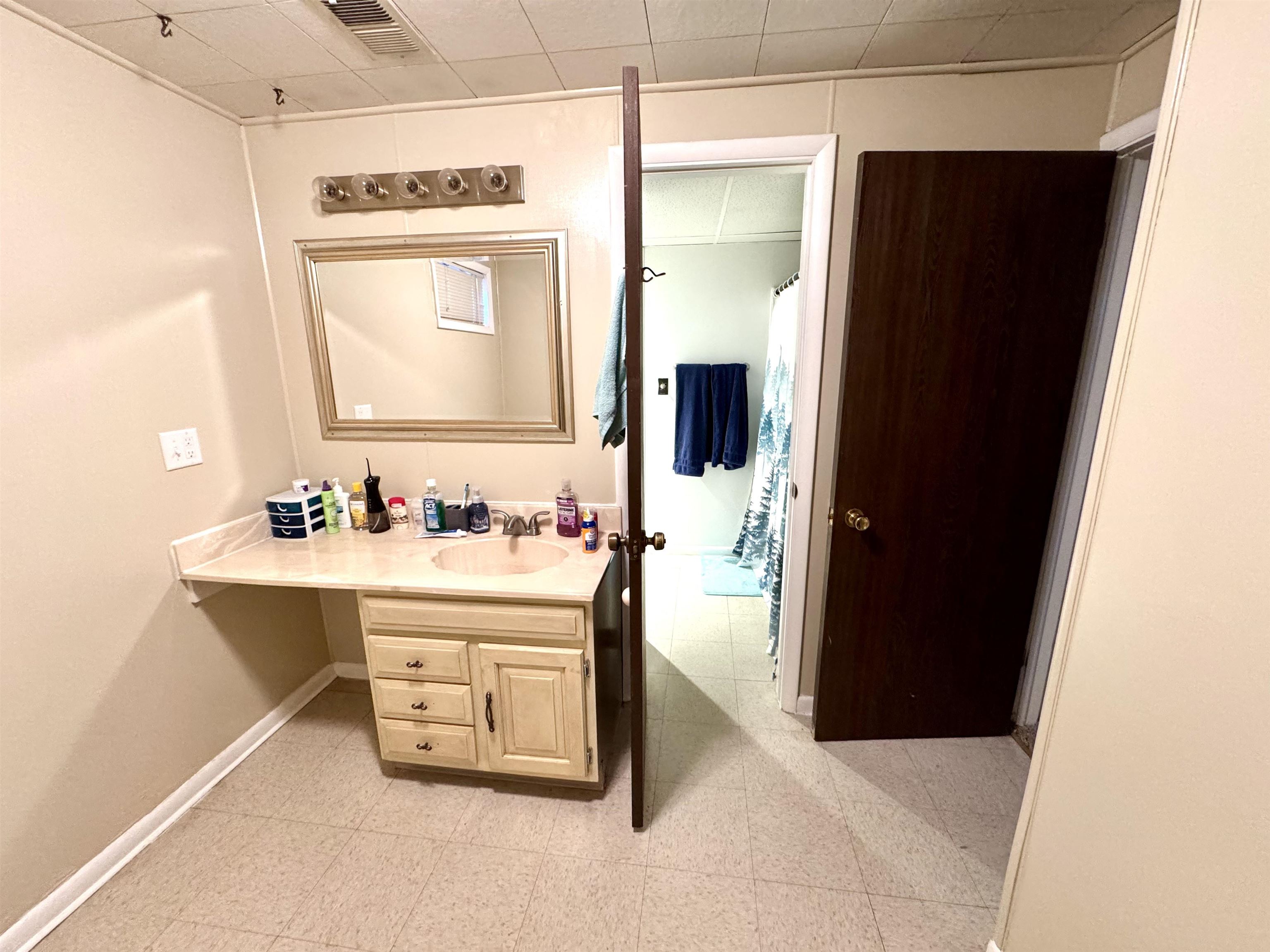 100 Tampa Court Cheyenne, WY 82001 - Photo 18 of 36