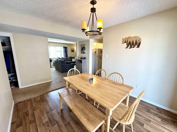 $475,000 | 100 Tampa Court, Cheyenne, WY 82001