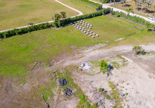 $1,600,000 | 16296 Deer Path Lane, Wellington, FL 33470