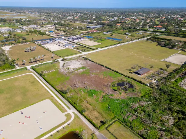 $1,600,000 | 16296 Deer Path Lane, Wellington, FL 33470