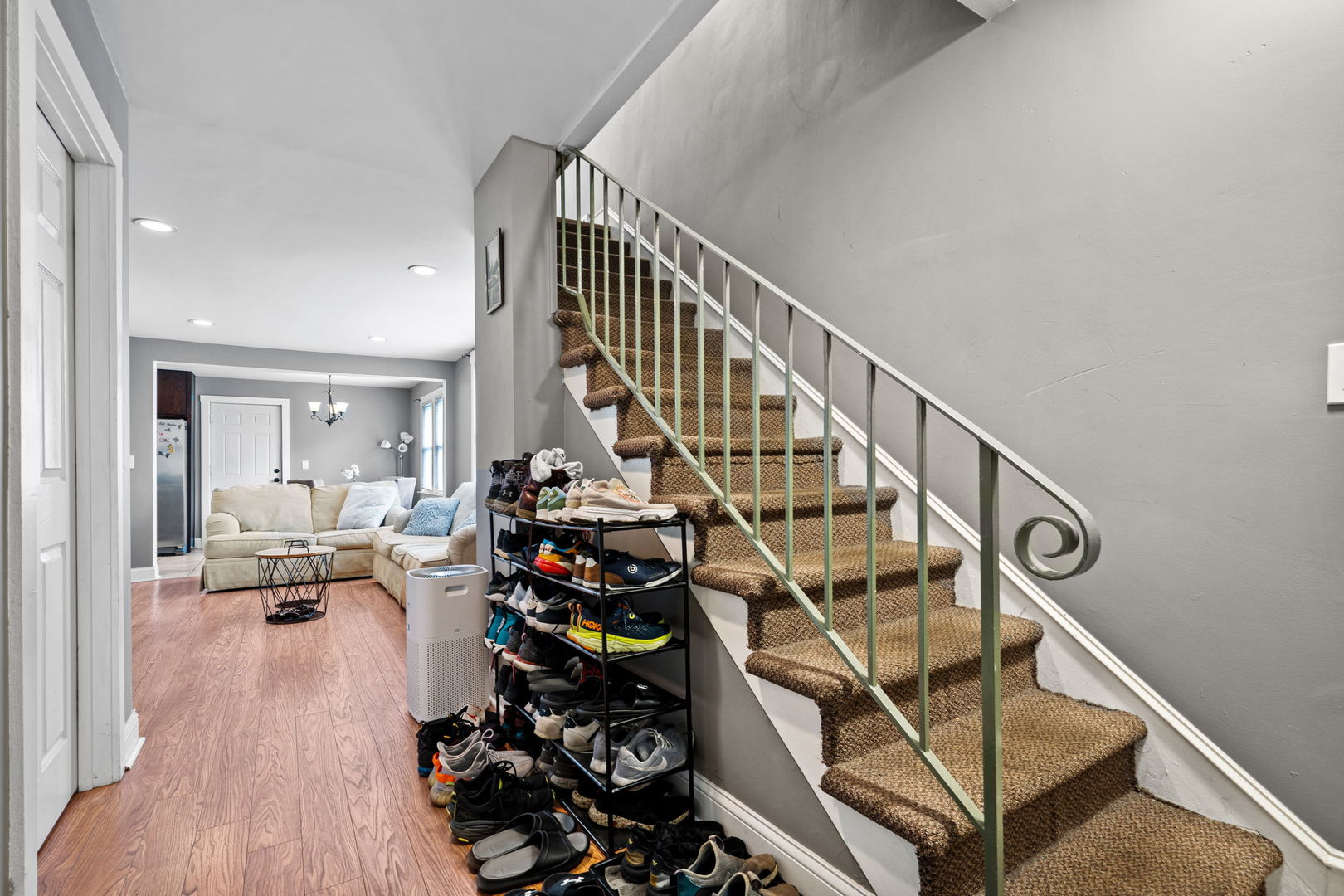 8103 46th Street Lyons, IL 60534 - Photo 9 of 14 a view of entryway livingroom and hall