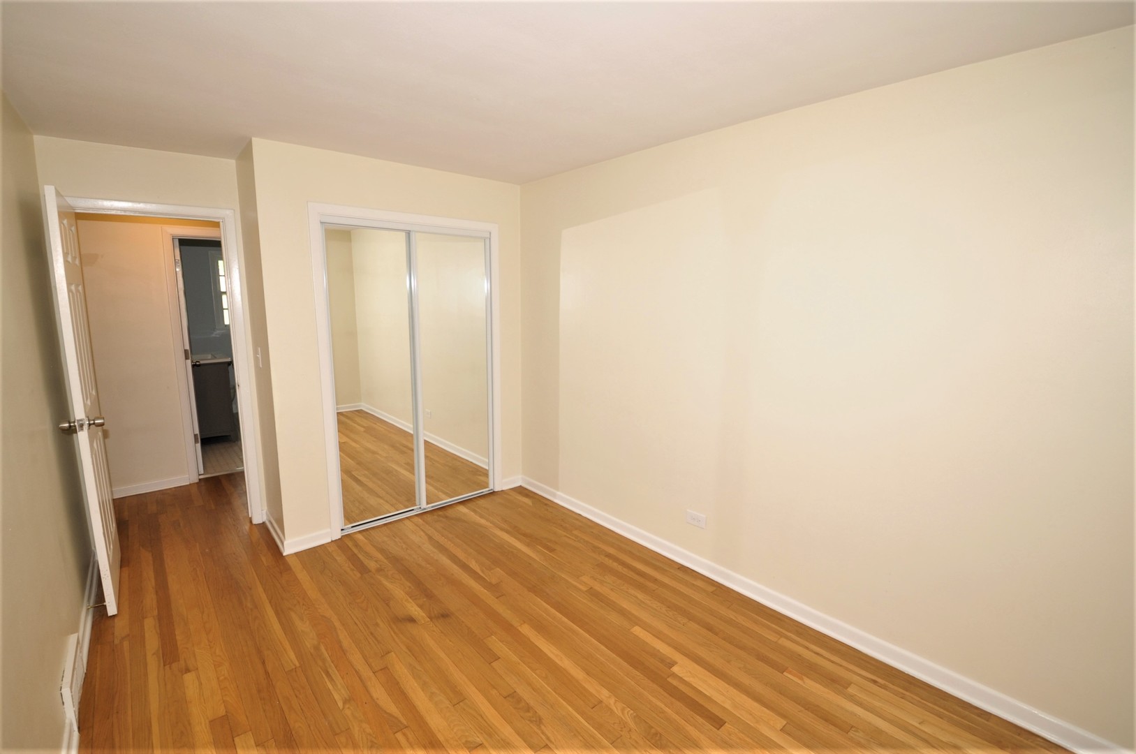814 West Roosevelt Road Wheaton, IL 60187 - Photo 17 of 34