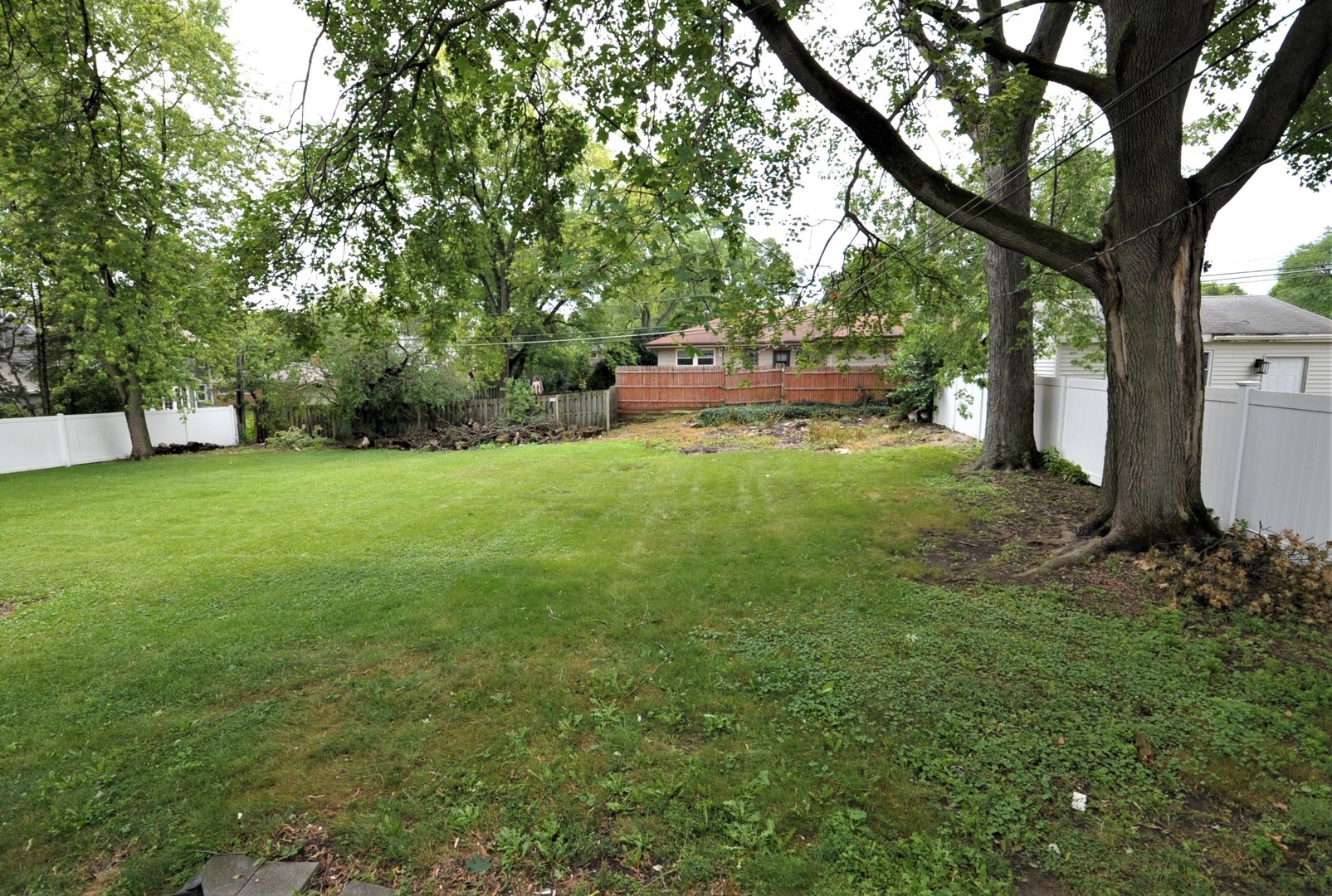 814 West Roosevelt Road Wheaton, IL 60187 - Photo 30 of 34