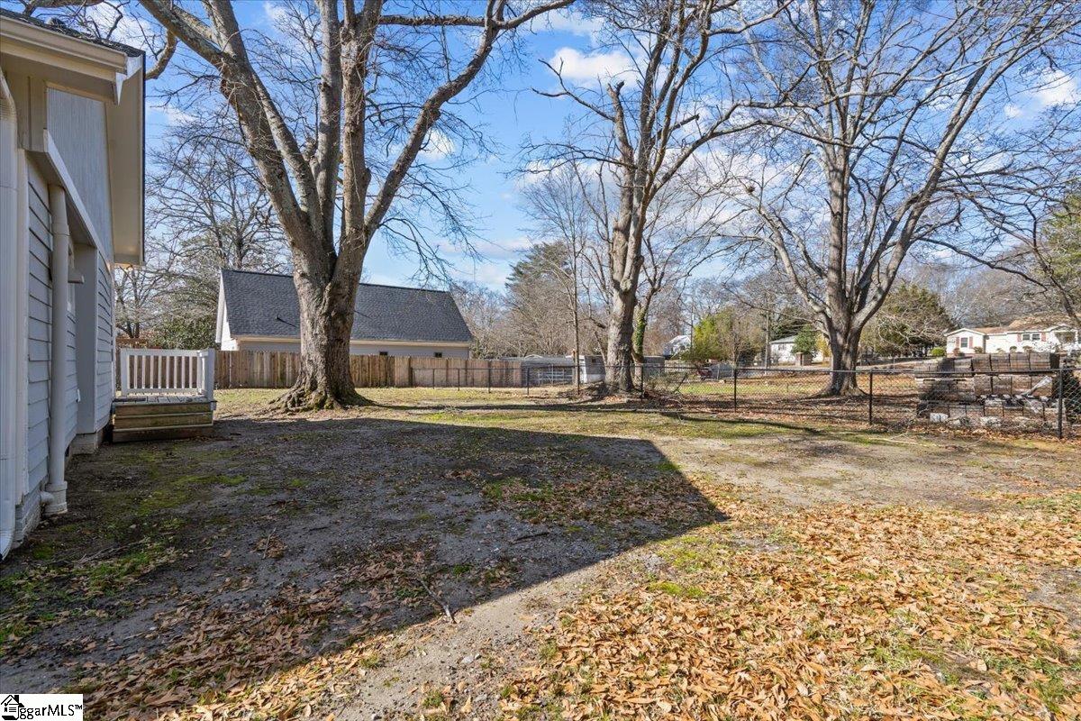 16 West Marion Road Greenville, SC 29617 - Photo 24 of 29 Gallery Image 24