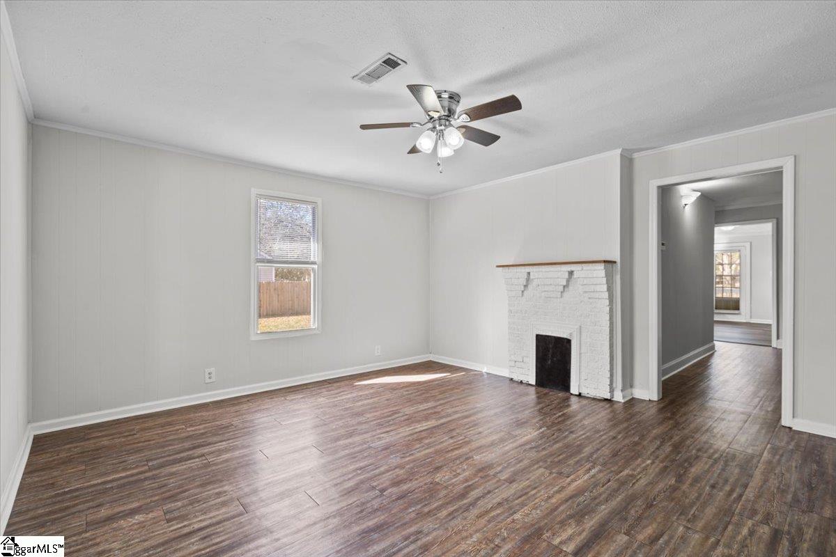 16 West Marion Road Greenville, SC 29617 - Photo 7 of 29 Gallery Image 7