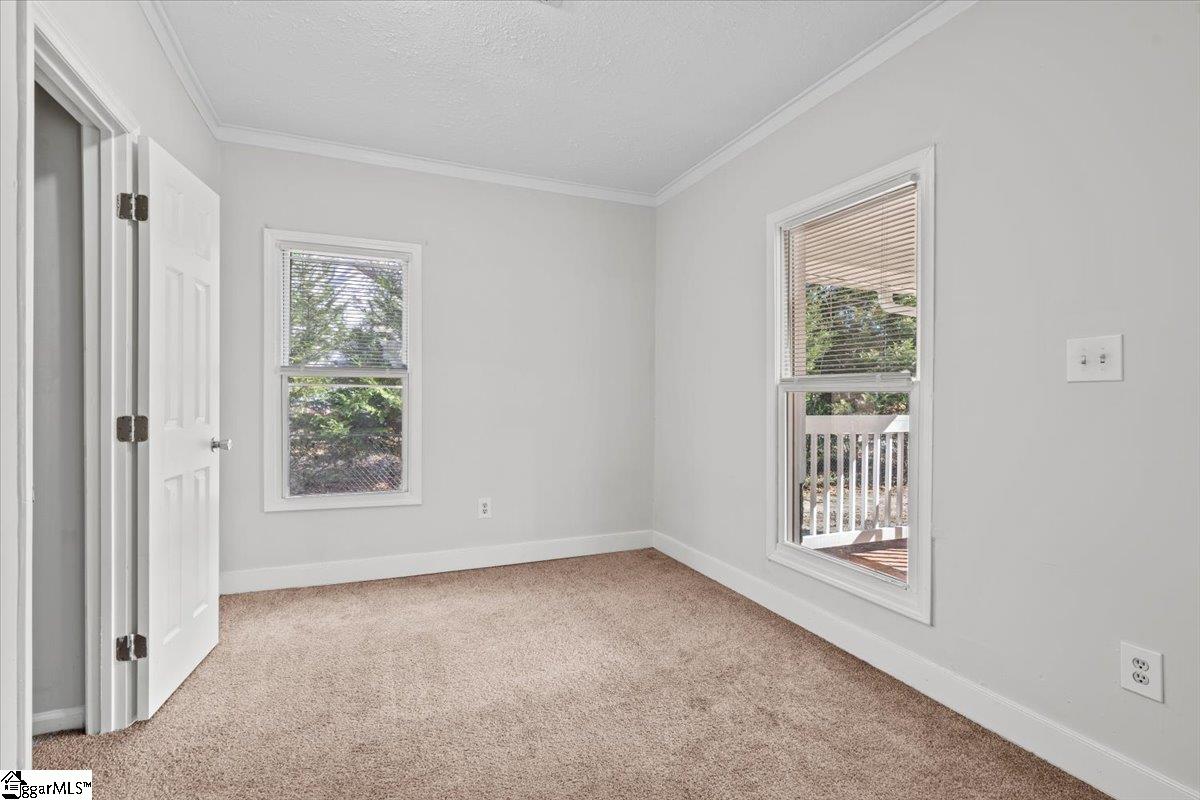 16 West Marion Road Greenville, SC 29617 - Photo 9 of 29 Gallery Image 9