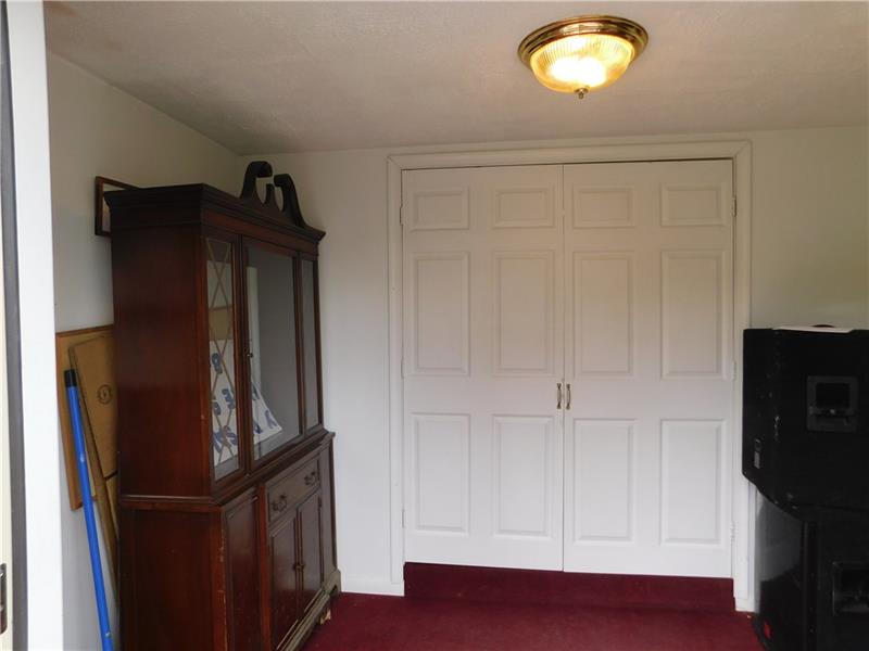 2051 2nd Street Apollo, PA 15613 - Photo 7 of 8 Vestibule/ Entry