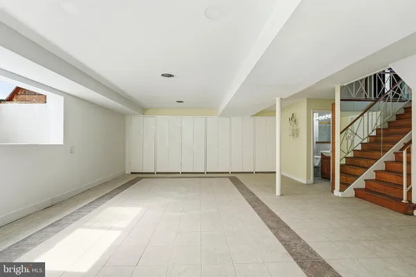 $850,000 | 700 Greyrock Drive, Silver Spring, MD 20910