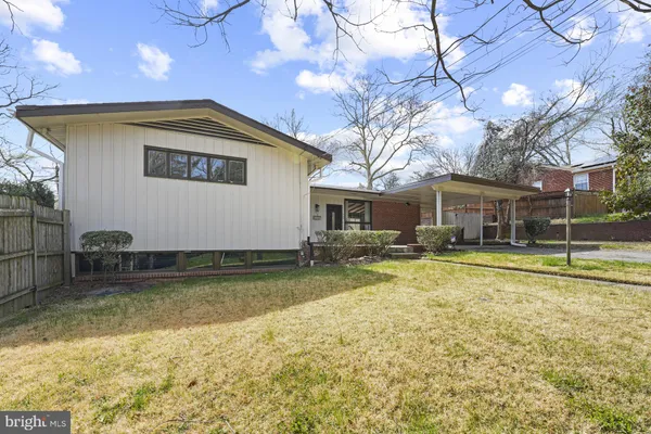 $850,000 | 700 Greyrock Drive, Silver Spring, MD 20910