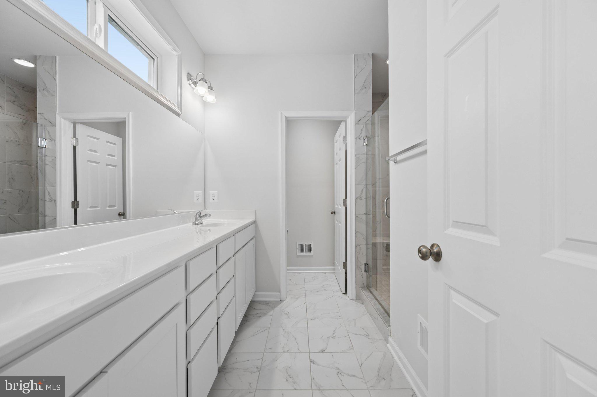 22817 Frederick Road Clarksburg, MD 20871 - Photo 32 of 50 Primary Bathroom