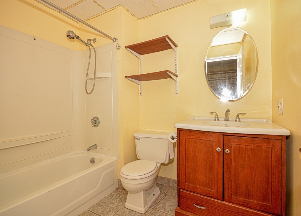 5 State Street, Unit 2F Worcester, MA 01609 - Photo 16 of 19 Gallery Image 16