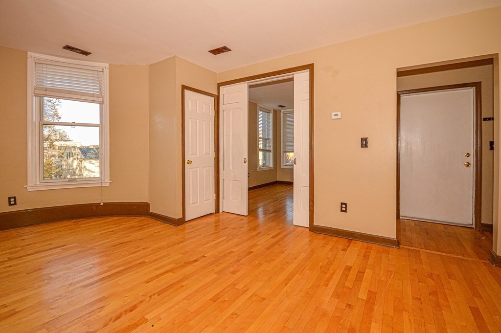 5 State Street, Unit 2F Worcester, MA 01609 - Photo 6 of 19 Gallery Image 6