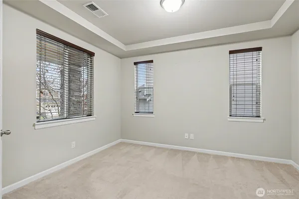 $849,900 | 6013 South 302nd Street, Auburn, WA 98001