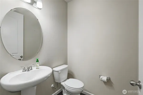 $849,900 | 6013 South 302nd Street, Auburn, WA 98001