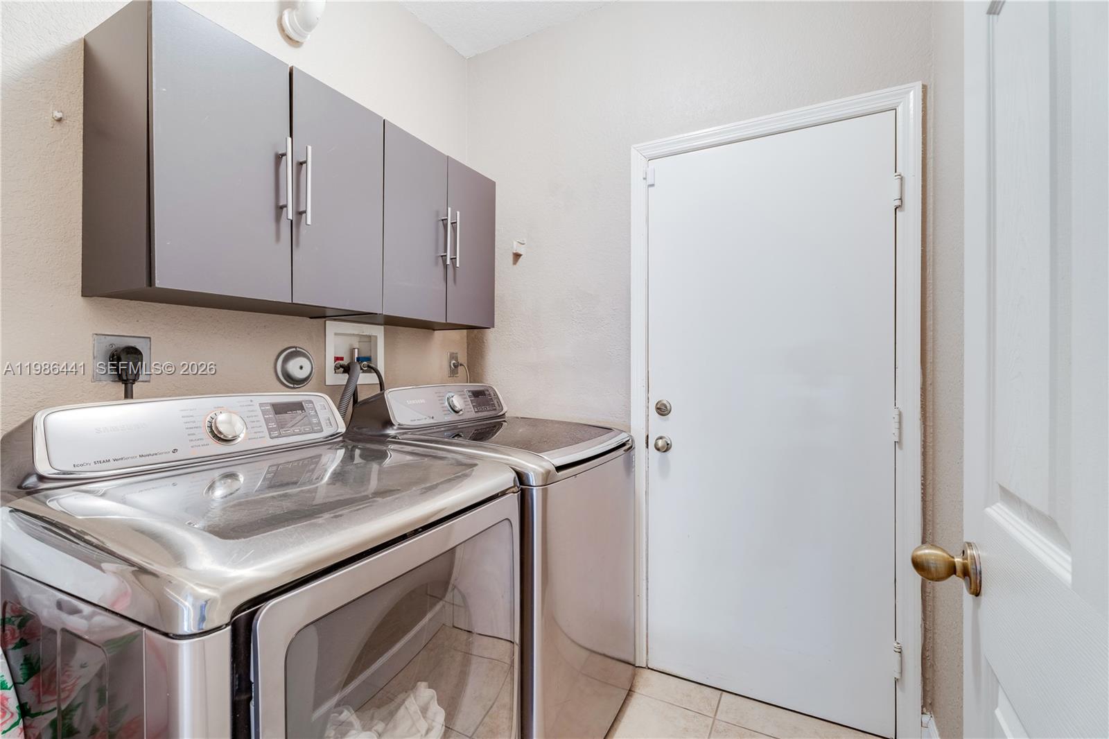 2126 Northeast 38th Road Homestead, FL 33033 - Photo 35 of 54