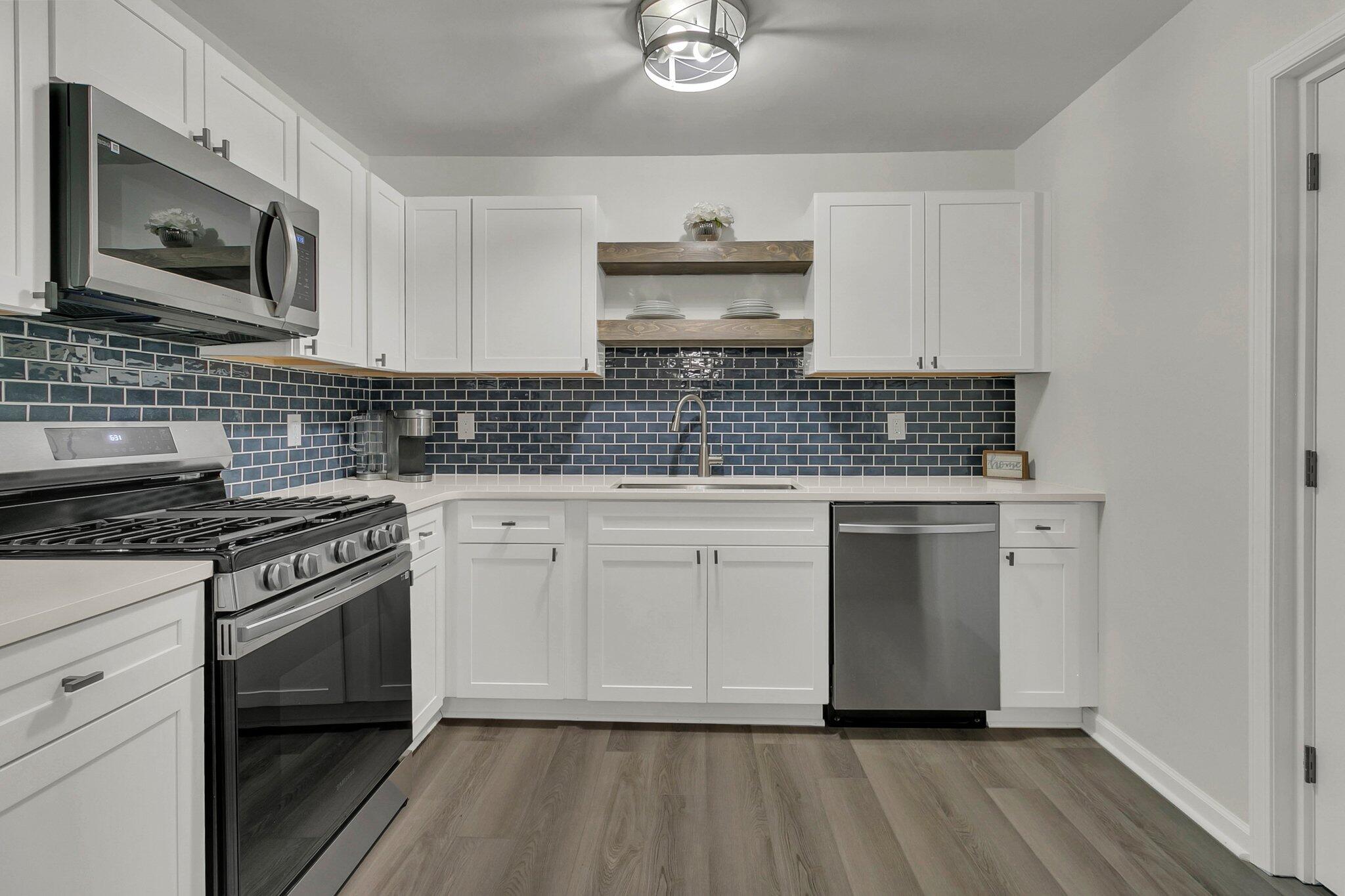 110 Englewood Road Goose Creek, SC 29445 - Photo 13 of 41 Kitchen