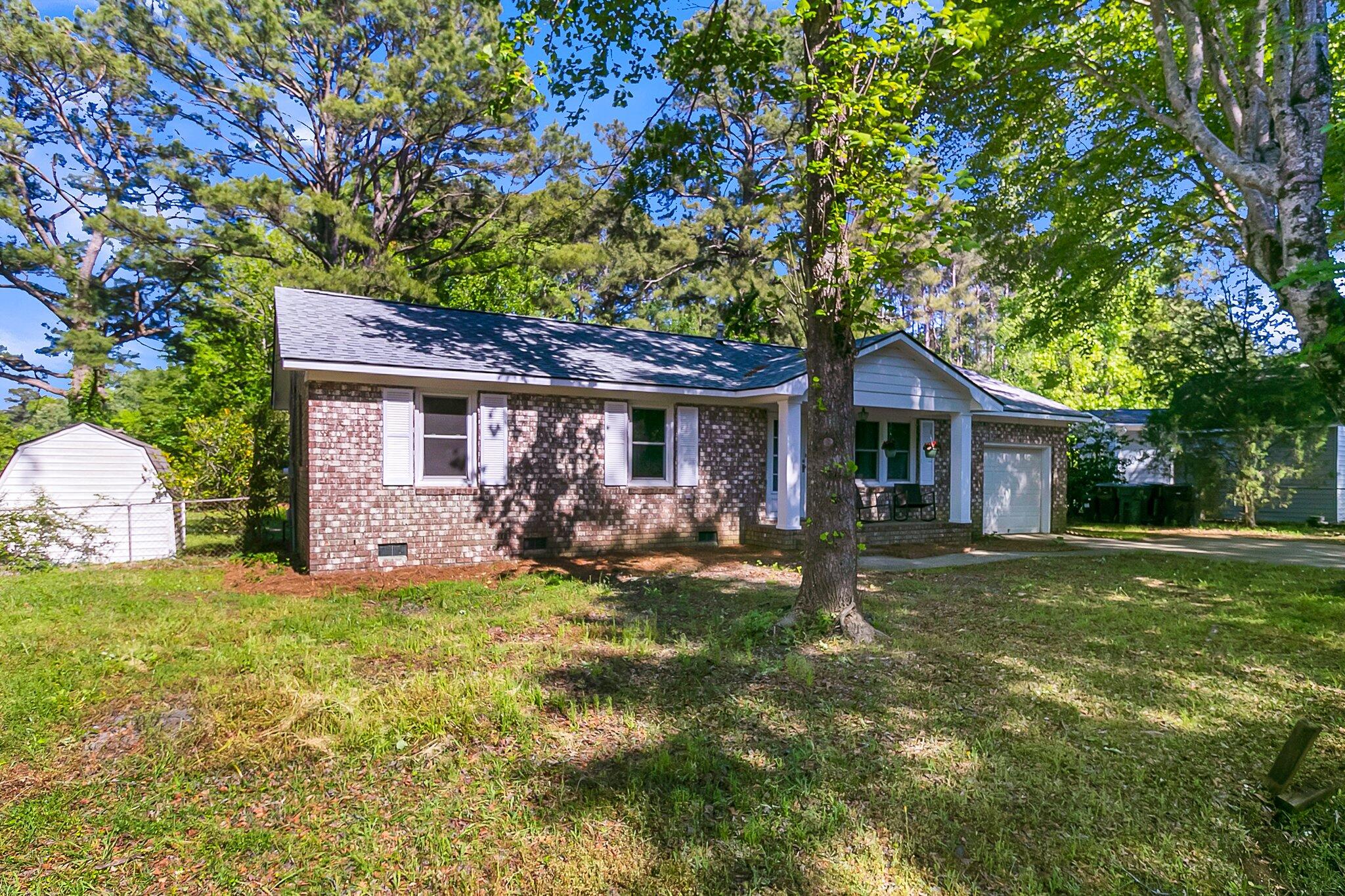 110 Englewood Road Goose Creek, SC 29445 - Photo 3 of 41 Front