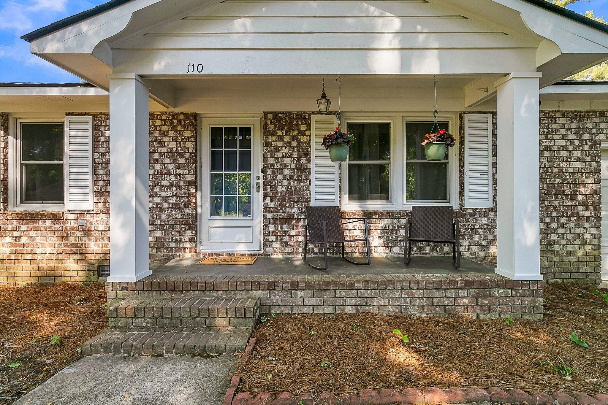 110 Englewood Road Goose Creek, SC 29445 - Photo 4 of 41 Front