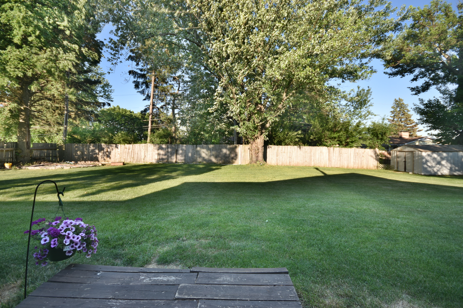 12N199 Hilltop Road Elgin, IL 60123 - Photo 23 of 25