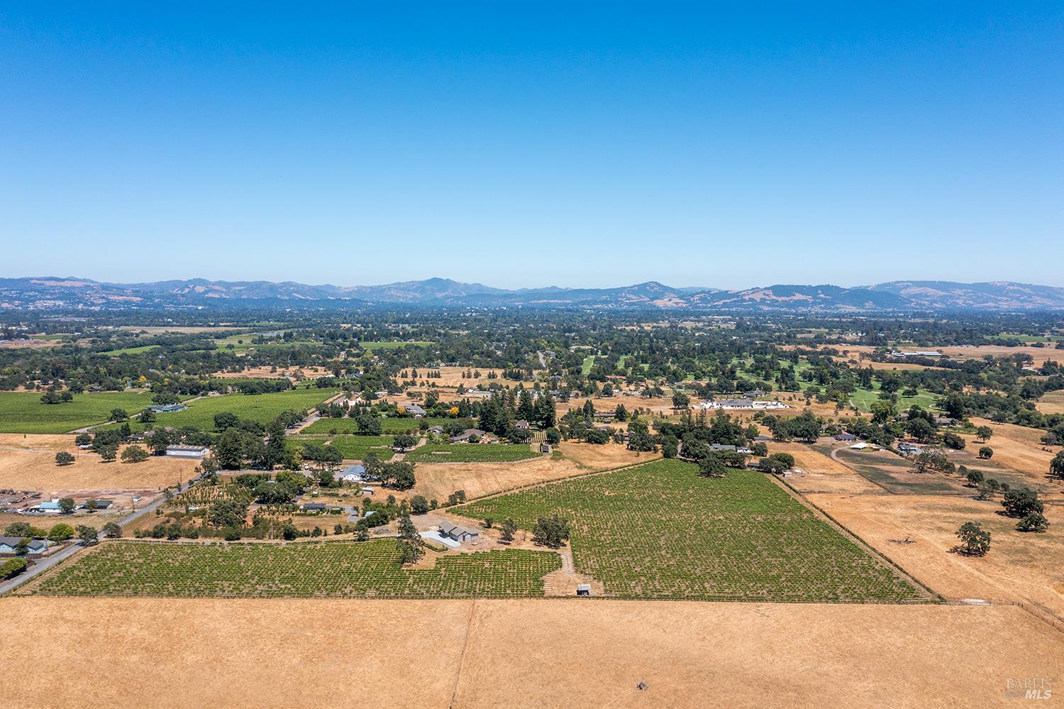 5726 Hall Road Santa Rosa, CA 95401 - Photo 20 of 27