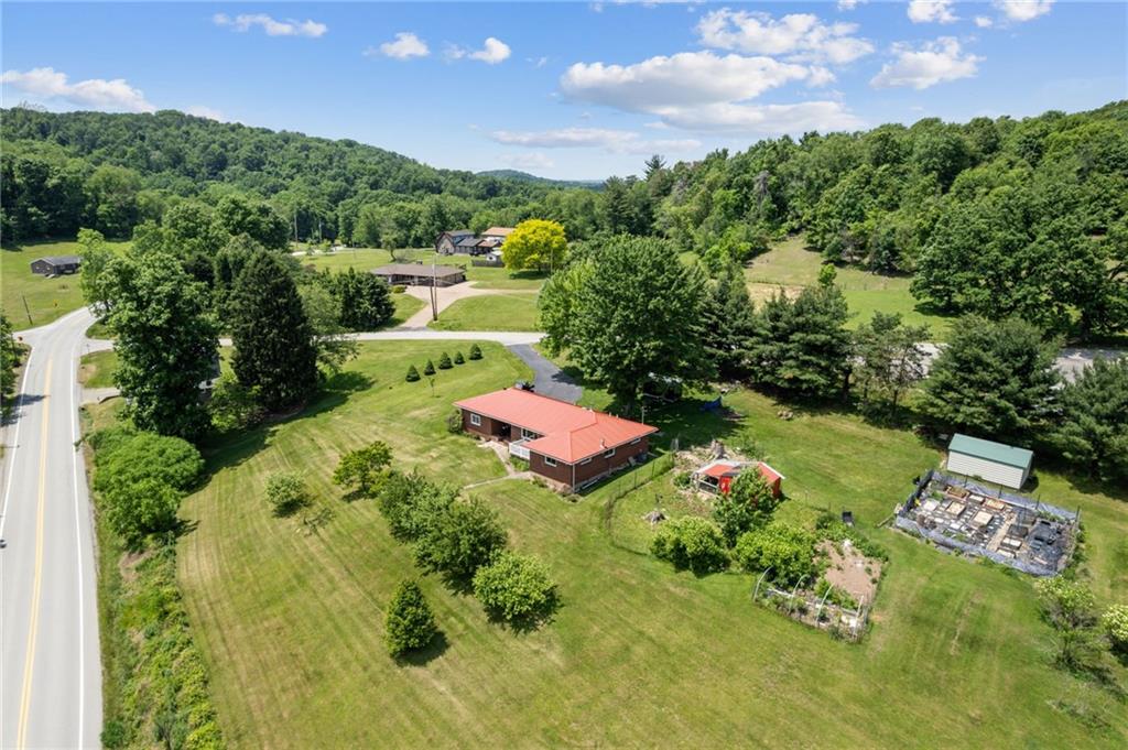 612 Rich Hill Road Apollo, PA 15613 - Photo 2 of 31