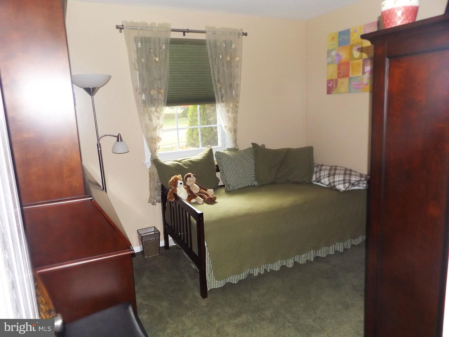 220 Parry Road Warminster, PA 18974 - Photo 12 of 24