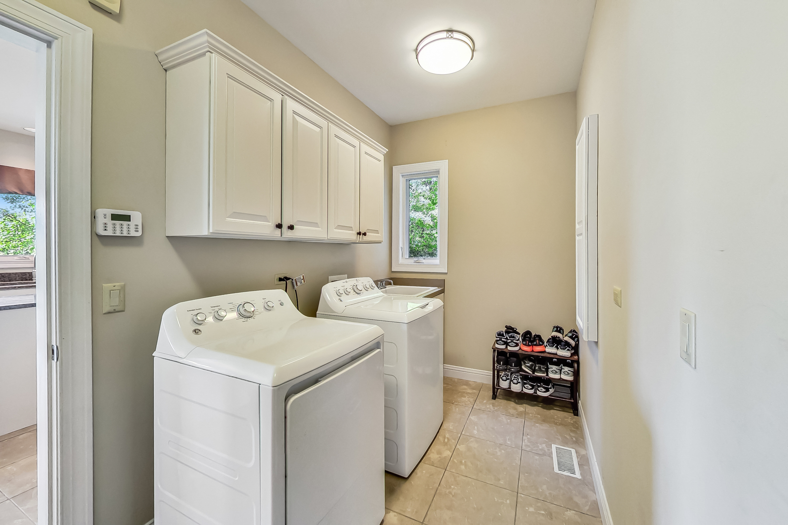 3410 Forest Ridge Drive Spring Grove, IL 60071 - Photo 23 of 62 Gallery Image 23