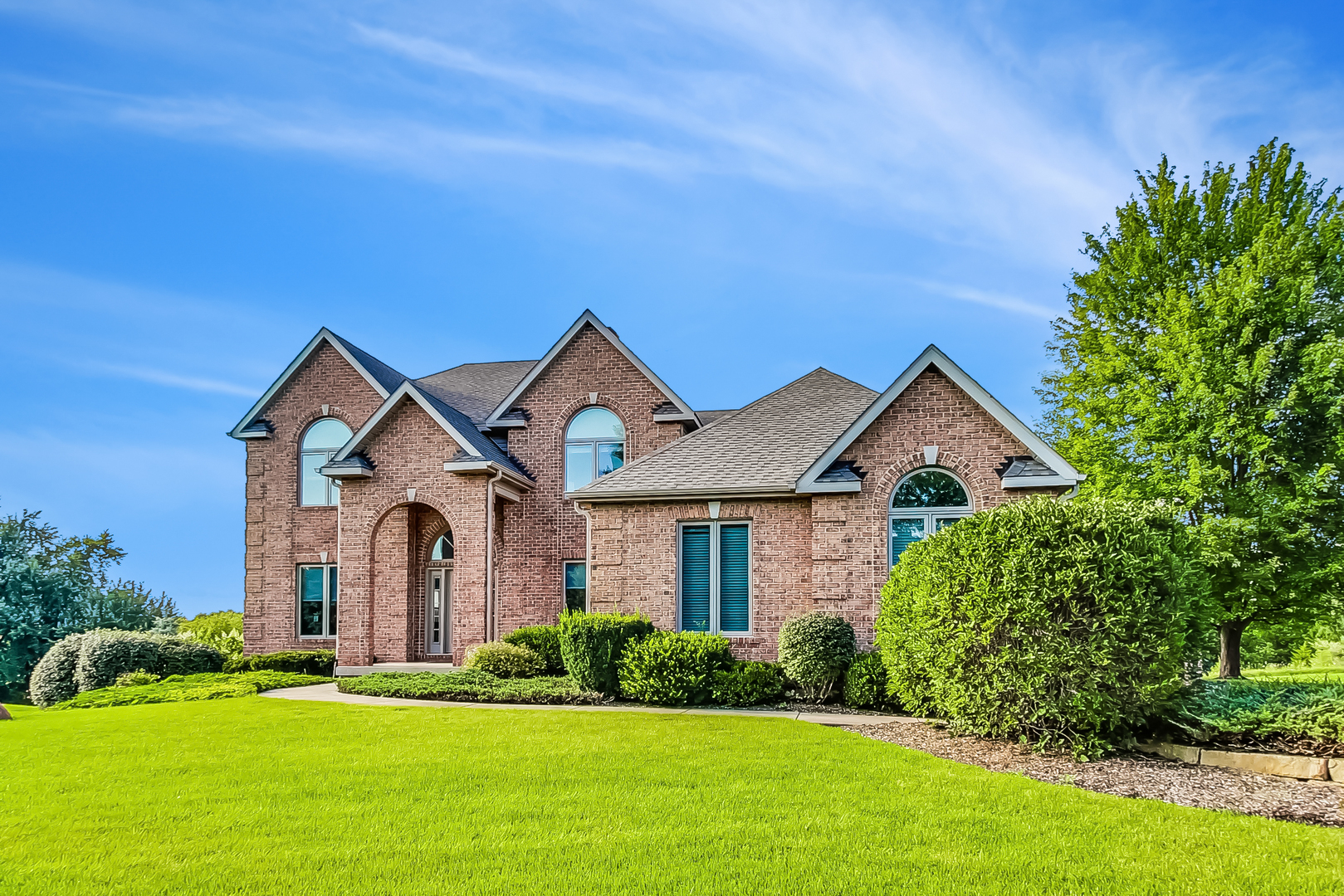 3410 Forest Ridge Drive Spring Grove, IL 60071 - Photo 3 of 62 Gallery Image 3