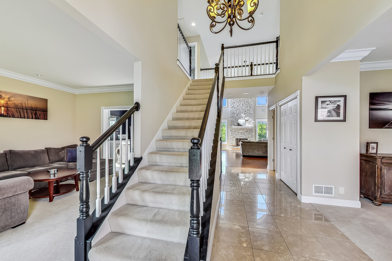 3410 Forest Ridge Drive Spring Grove, IL 60071 - Photo 5 of 62 Gallery Image 5
