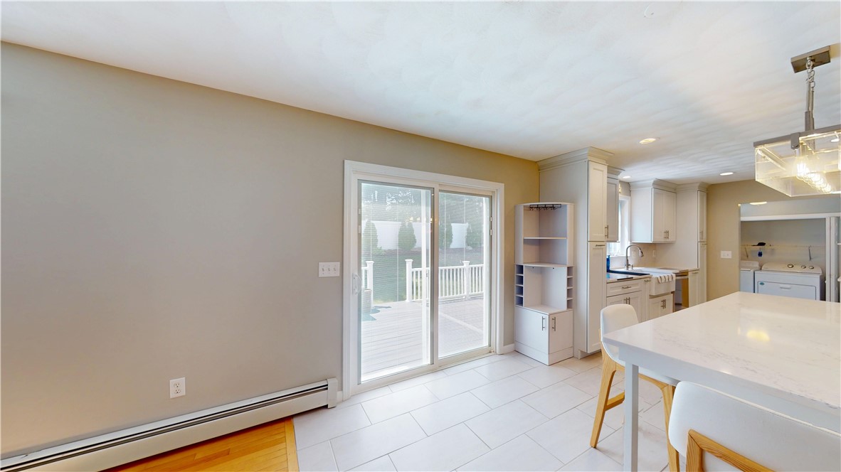 10 Kiley Way Coventry, RI 02816 - Photo 9 of 42 Gallery Image 9