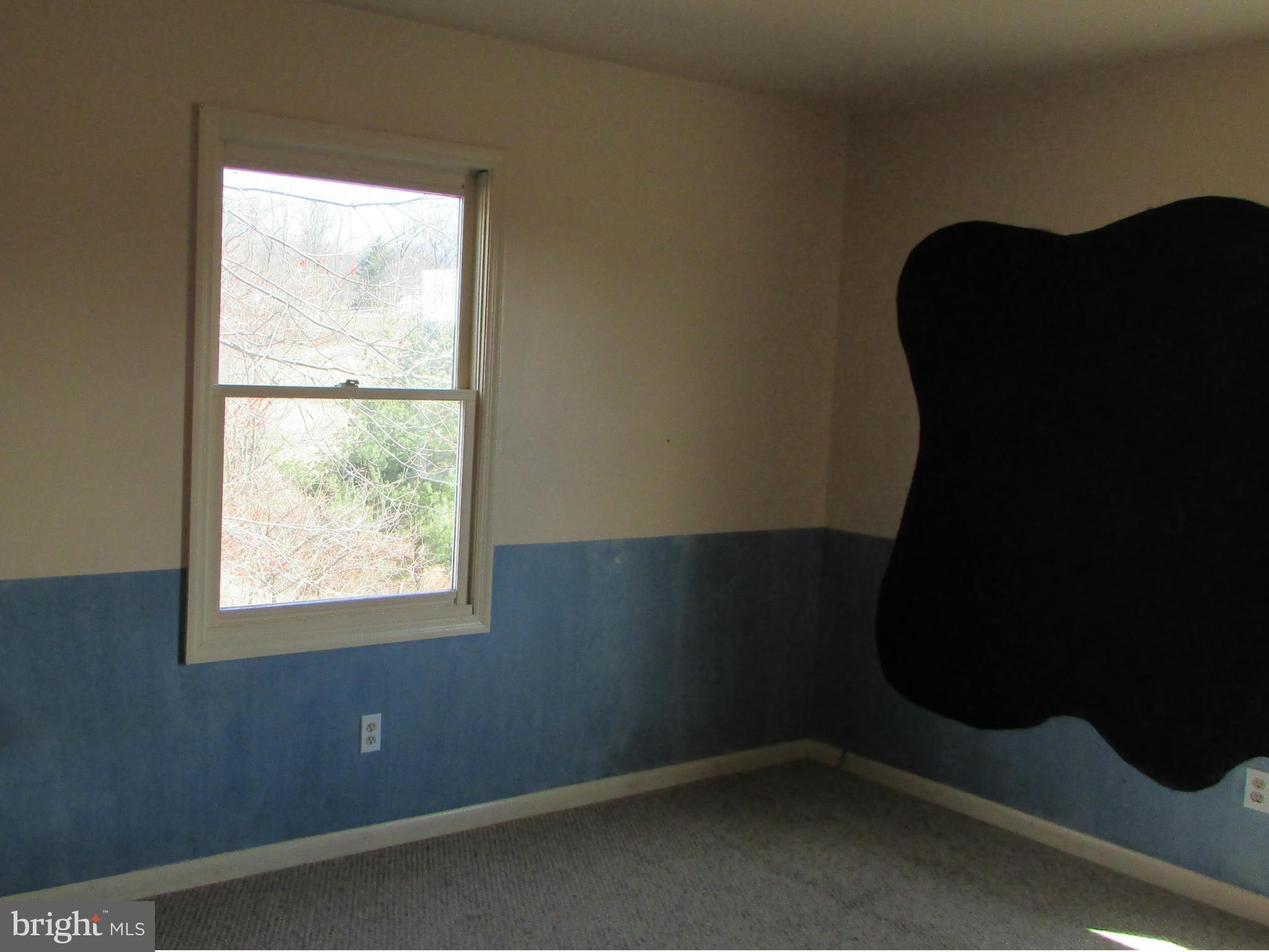 4215 Old Hanover Road Westminster, MD 21158 - Photo 20 of 30 Bedroom 3 with chalk board wall