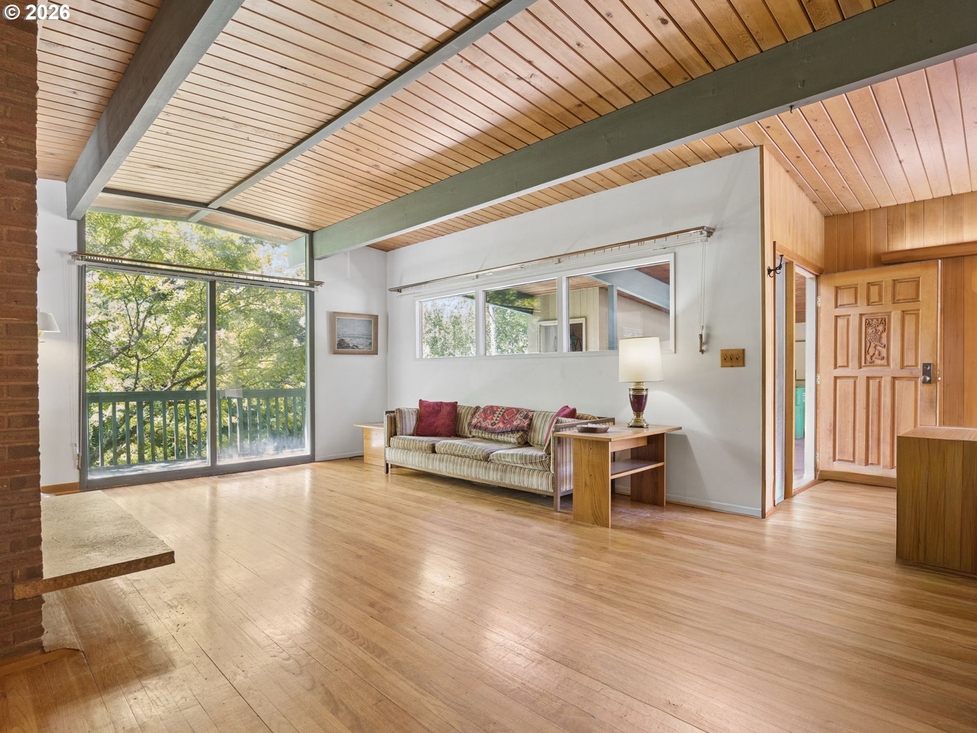 2950 Southwest Sunset Boulevard Portland, OR 97239 - Photo 9 of 47 Living Room