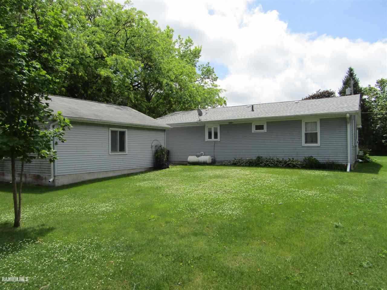 24953 Locust Road Lanark, IL 61046 - Photo 4 of 20 Gallery Image 4