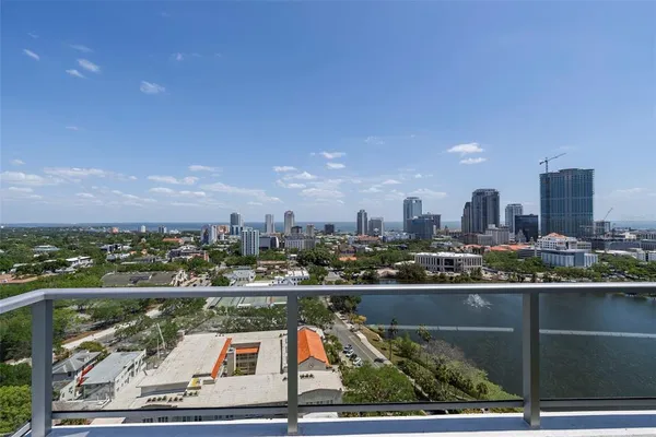 $8,300 | 777 3rd Avenue North, Unit 1502, St. Petersburg, FL 33701