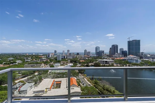 $8,800 | 777 3rd Avenue North, Unit 1502, St. Petersburg, FL 33701