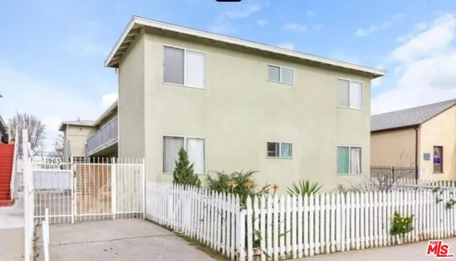 $2,550 | 1963 17th Street, Unit 5, Santa Monica, CA 90404